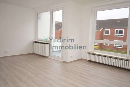 Wohnung Cuxhaven - 3 Zimmer, 82 m&sup2;, 830&euro; | Angebot:25908463
