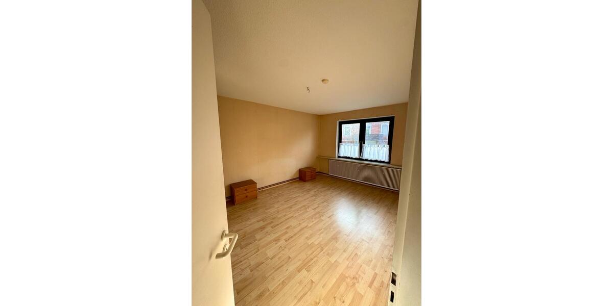 Etagenwohnung Neuhaus (Oste) - 4.5 Zimmer, 90 m&sup2;, 770&euro; | Angebot:25101012