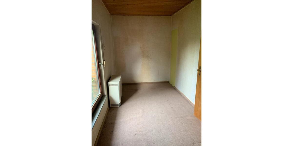 Einfamilienhaus Cuxhaven Groden - 6 Zimmer, 158 m&sup2;, 240.000&euro; | Angebot:17704029