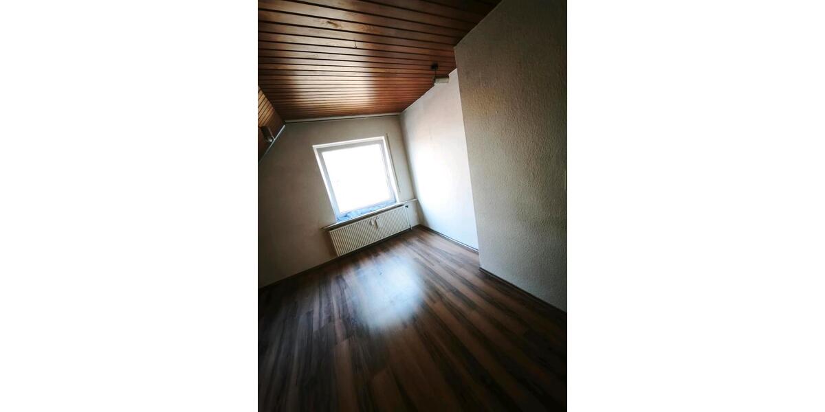 Etagenwohnung Geestland - 3 Zimmer, 87 m&sup2;, 480&euro; | Angebot:25297350