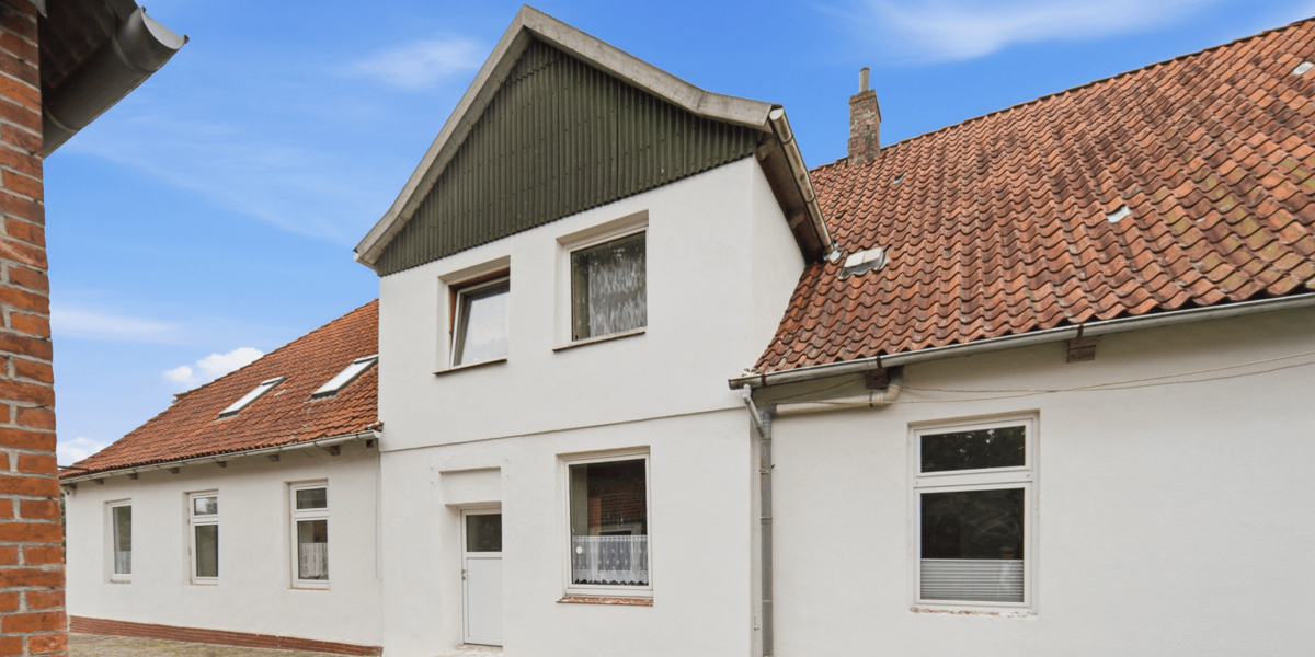 Historisches Mehrfamilienhaus in direkter Flusslage mit großem Entwicklungspotenzial - Mehrfamilienhaus, Wohnhaus Neuhaus (Oste) | Angebot:27225040