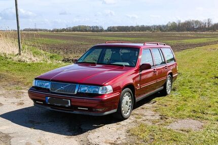 Volvo V90 130.000 km 16.800 &euro; Brunsbüttel 25541