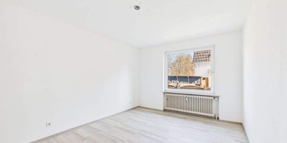 Einfamilienhaus Geestland Bad Bederkesa - 7 Zimmer, 143 m&sup2;, 235.000&euro; | Angebot:25796764