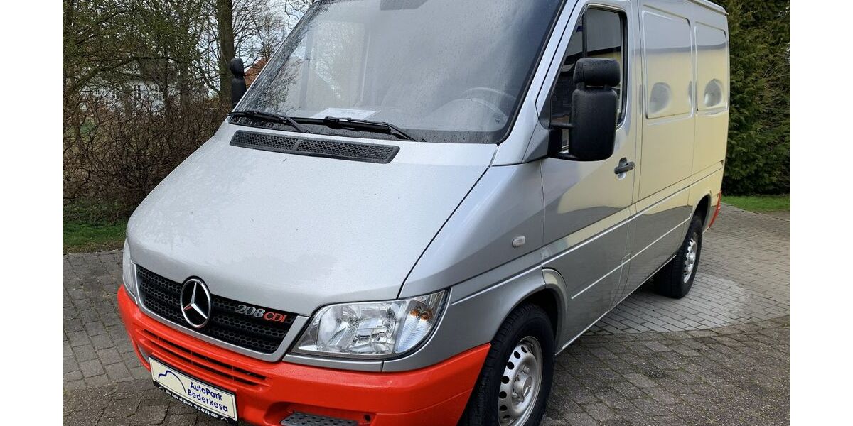 Mercedes-Benz Sprinter 157.400 km 10.970 &euro; Geestland 27624