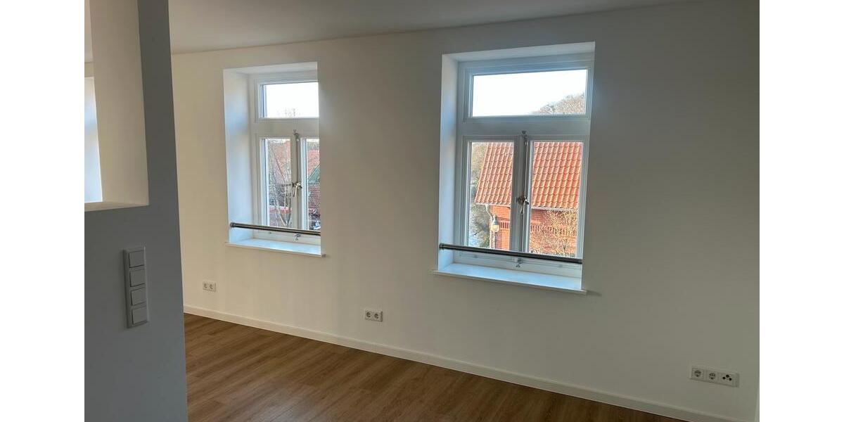 Etagenwohnung Otterndorf - 3 Zimmer, 77 m&sup2;, 800&euro; | Angebot:25946905