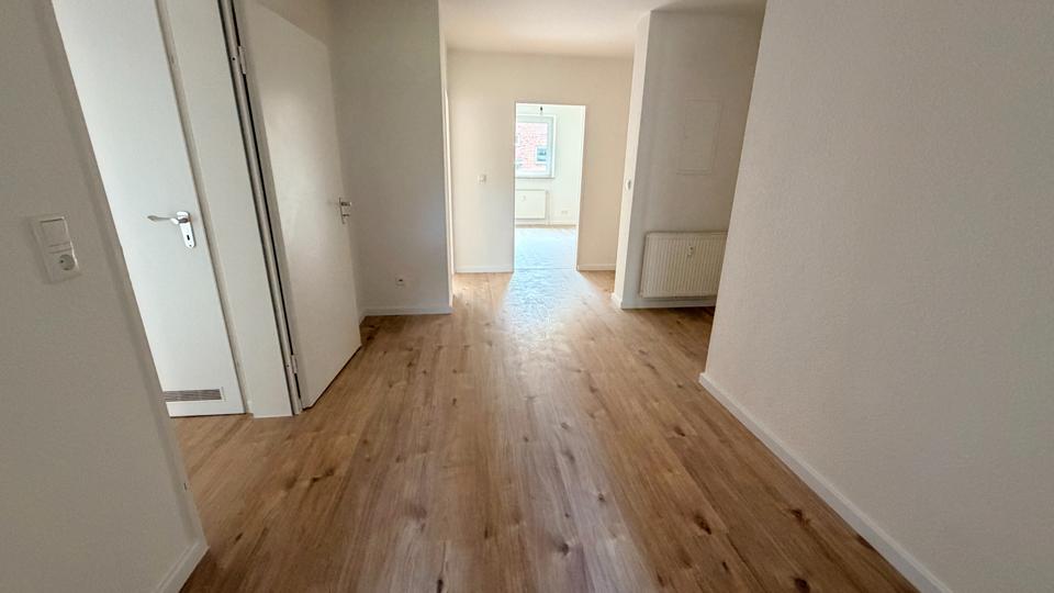 Etagenwohnung Brunsbüttel - 3 Zimmer, 77 m&sup2;, 654&euro; | Angebot:26635392