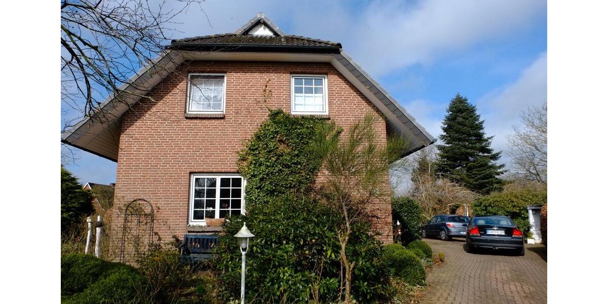 Einfamilienhaus Cadenberge - 7 Zimmer, 220 m&sup2;, 359.000&euro; | Angebot:26024319