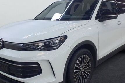 VW Tiguan 20.663 km 33.407 &euro; Cuxhaven 27472