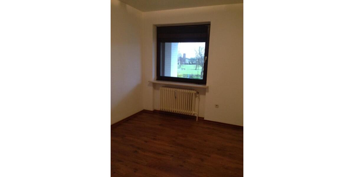 Etagenwohnung Geestland - 3 Zimmer, 78 m&sup2;, 570&euro; | Angebot:25894192