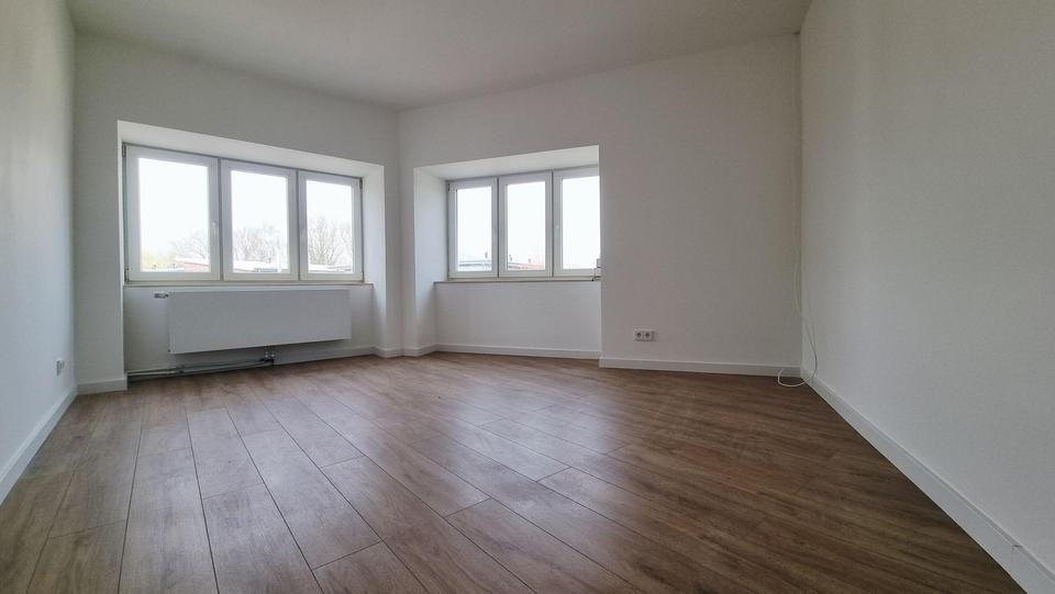 Etagenwohnung Brunsbüttel - 4 Zimmer, 90 m&sup2;, 810&euro; | Angebot:25894759