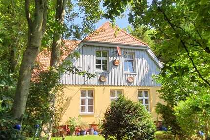 Haus Kronprinzenkoog - 13 Zimmer, 420 m&sup2;, 839.000&euro; | Angebot:27116140