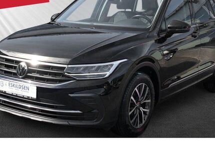 VW Tiguan 52.250 km 23.980 &euro; Marne 25709