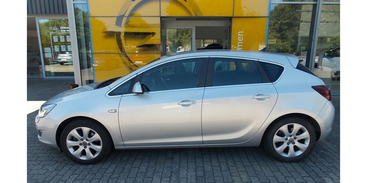 Opel Astra 67.095 km 8.990 &euro; Brunsbüttel 25541