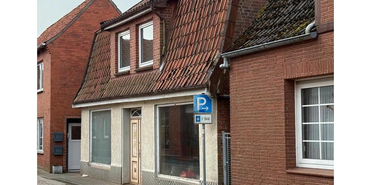 Einfamilienhaus Neuhaus (Oste) - 10 Zimmer, 145 m&sup2;, 75.000&euro; | Angebot:25987642