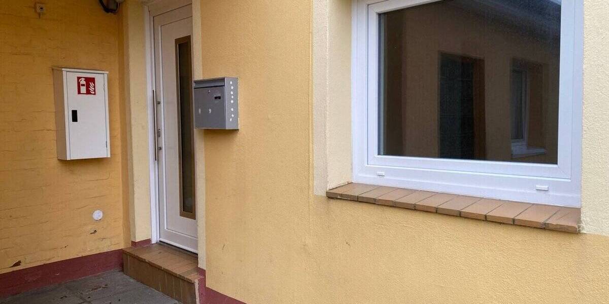 Etagenwohnung Brunsbüttel - 3 Zimmer, 84 m&sup2;, 135.000&euro; | Angebot:25707886