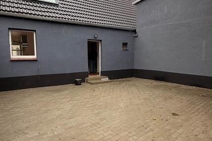 Haus Cuxhaven - 5 Zimmer, 115 m&sup2;, 1.700&euro; | Angebot:27610441
