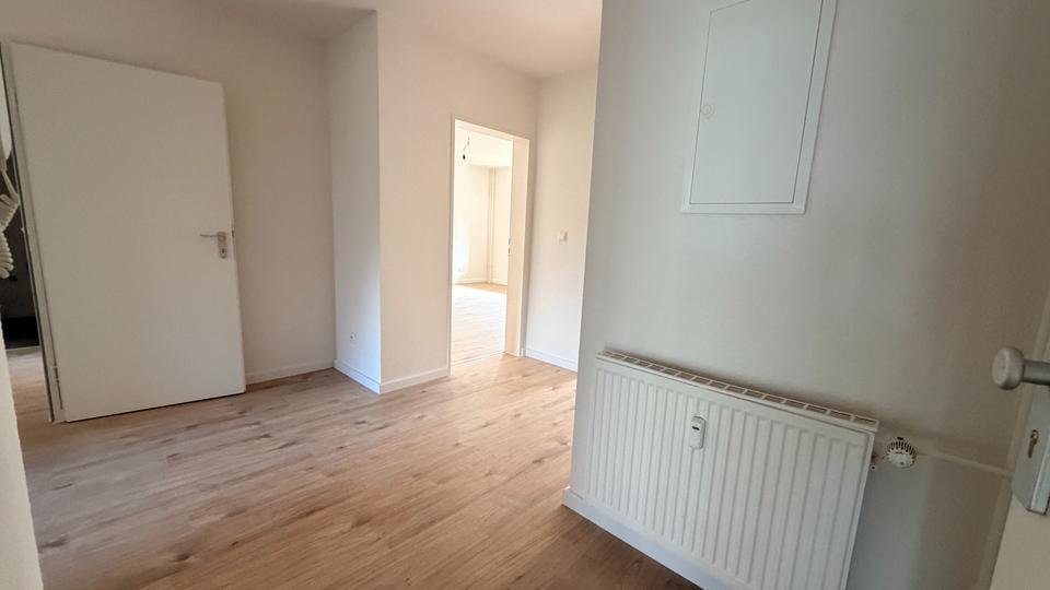Etagenwohnung Brunsbüttel - 3 Zimmer, 77 m&sup2;, 654&euro; | Angebot:26635392