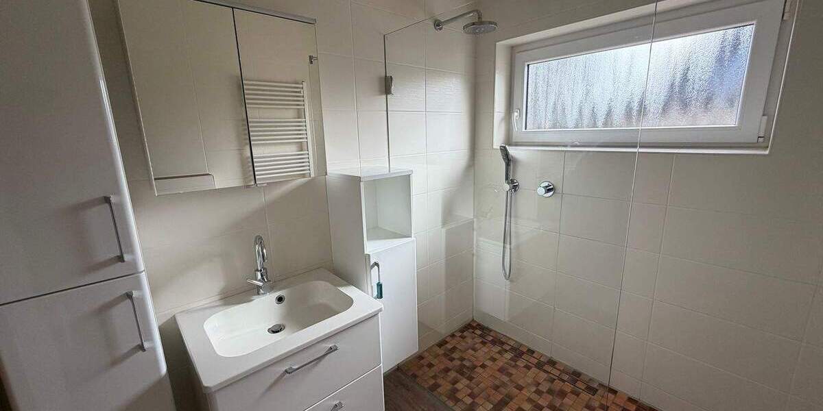 Mehrfamilienhaus, Wohnhaus Cadenberge - 6 Zimmer, 118 m&sup2;, 269.000&euro; | Angebot:25725903