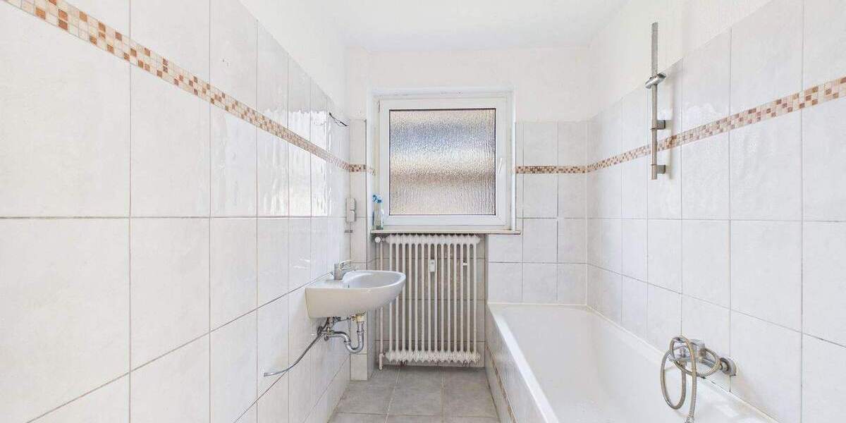 Einfamilienhaus Geestland Bad Bederkesa - 7 Zimmer, 143 m&sup2;, 235.000&euro; | Angebot:25796764