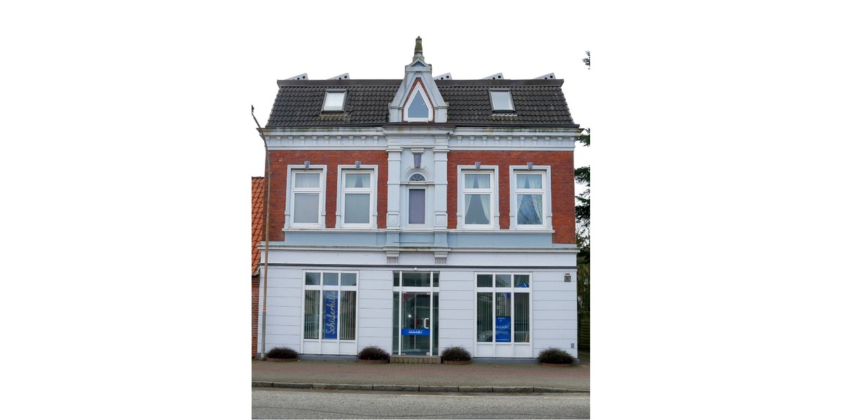 Historisches, gepflegtes Wohn- und Geschäftshaus über drei Etagen in 25709 Marne zu verkaufen. - Mehrfamilienhaus, Wohnhaus Marne | Angebot:14727424