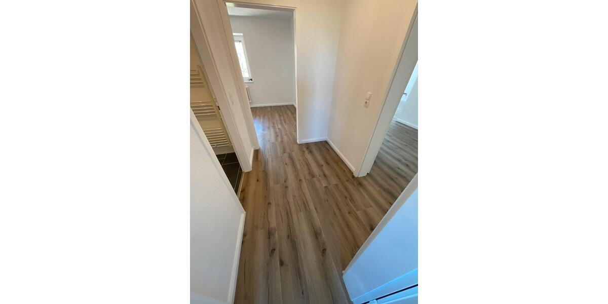Etagenwohnung Brunsbüttel - 4 Zimmer, 85 m&sup2;, 669&euro; | Angebot:26365505