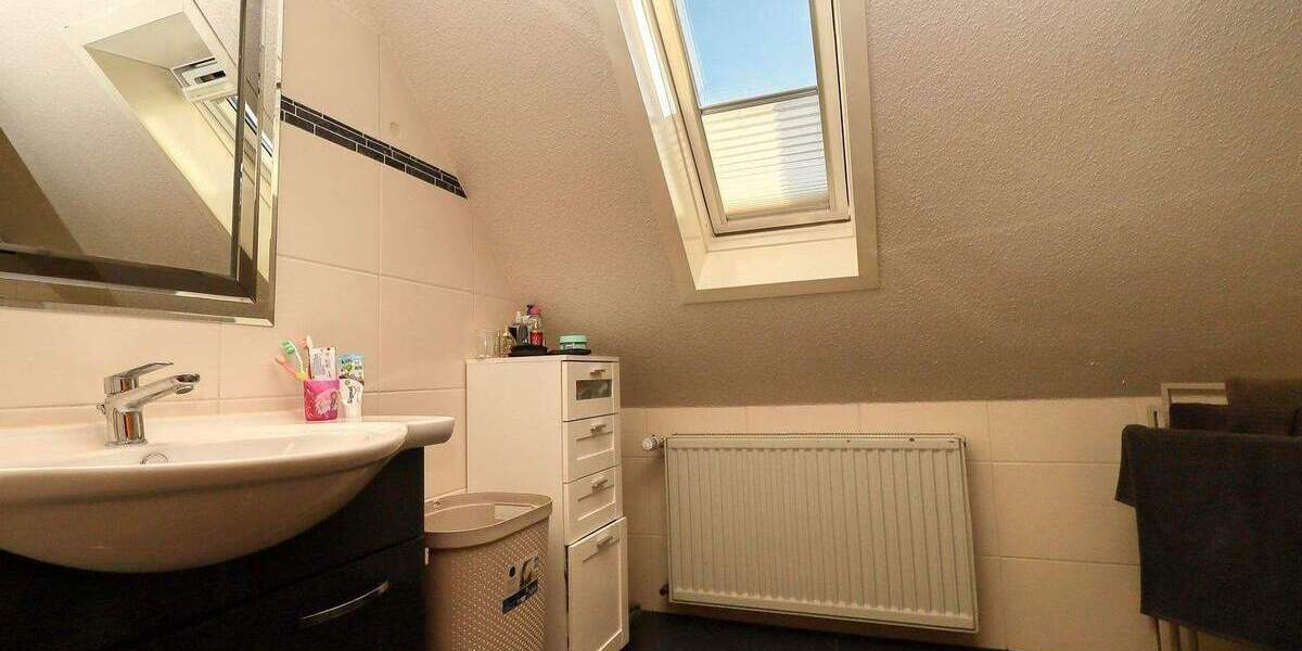 Einfamilienhaus Cadenberge - 4 Zimmer, 117 m&sup2;, 279.000&euro; | Angebot:25686034