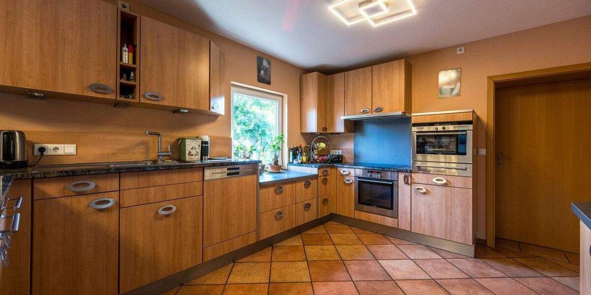 Einfamilienhaus Geestland-Debstedt Debstedt - 8 Zimmer, 242 m&sup2;, 570.000&euro; | Angebot:25737096