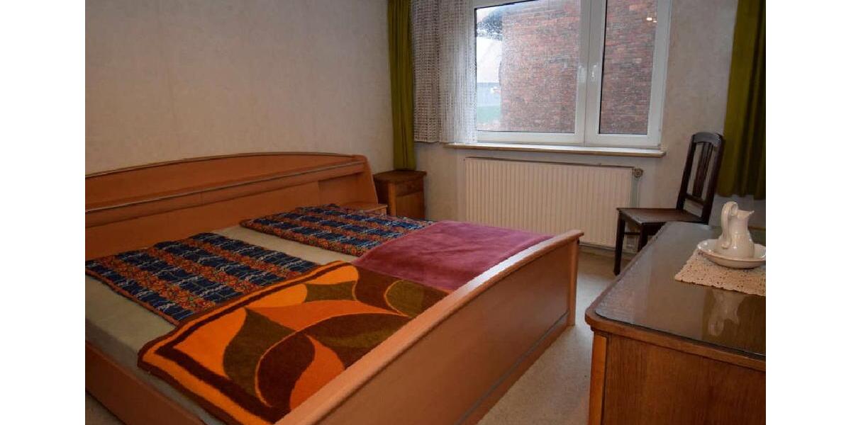 Dachgeschoßwohnung Bülkau - 5 Zimmer, 120 m&sup2;, 15&euro; | Angebot:26030862