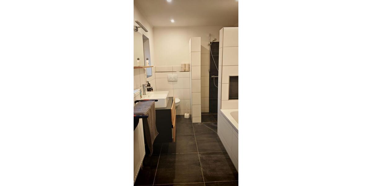 Etagenwohnung Brunsbüttel - 1 Zimmer, 8 m&sup2;, 339&euro; | Angebot:24244055