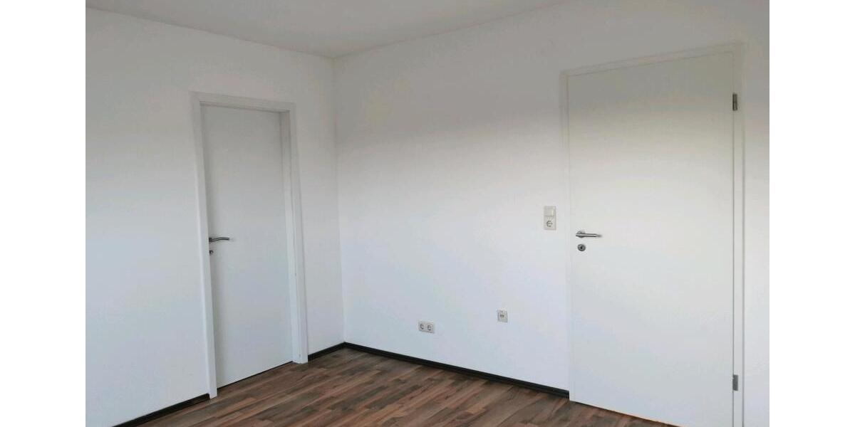 Dachgeschoßwohnung Wurster Nordseeküste - 3 Zimmer, 84 m&sup2;, 1.000&euro; | Angebot:26035978