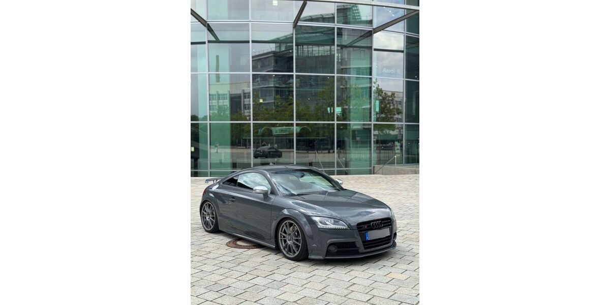 Audi TTS 119.000 km 22.999 &euro; Midlum 27639