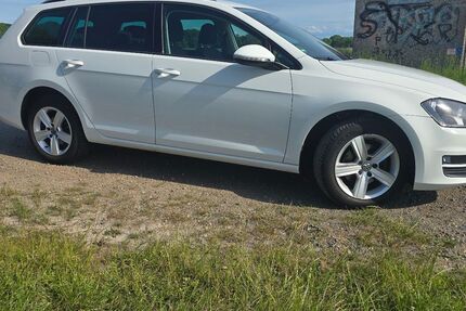 VW Golf 159.000 km 6.200 &euro; Wurster Nordseeküste 27639