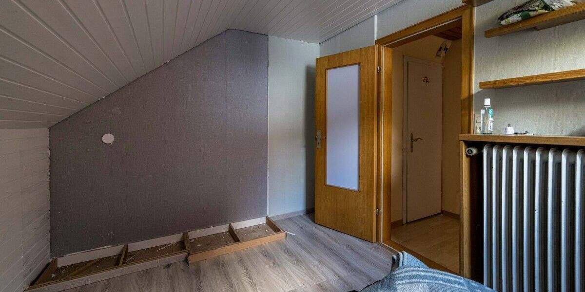 Einfamilienhaus Geestland Debstedt - 7 Zimmer, 121 m&sup2;, 195.000&euro; | Angebot:25676350