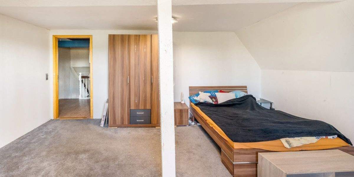 Einfamilienhaus Belum - 7 Zimmer, 339 m&sup2;, 249.000&euro; | Angebot:25729876