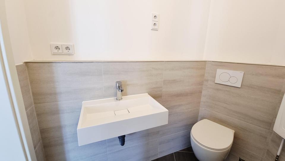 Etagenwohnung Brunsbüttel - 4 Zimmer, 90 m&sup2;, 810&euro; | Angebot:25894759