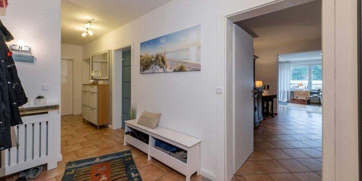 Mehrfamilienhaus, Wohnhaus Cuxhaven / Stickenbüttel Stickenbüttel - 8 Zimmer, 211 m&sup2;, 439.000&euro; | Angebot:25676361