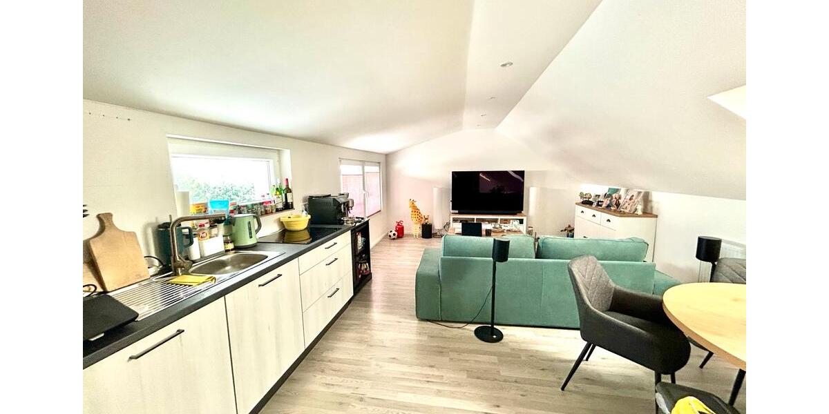 Dachgeschoßwohnung Geestland - 3 Zimmer, 88 m&sup2;, 690&euro; | Angebot:24551411