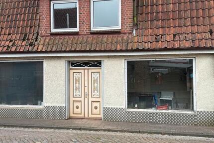 Haus Neuhaus (Oste) - 10 Zimmer, 145 m&sup2;, 75.000&euro; | Angebot:25987642