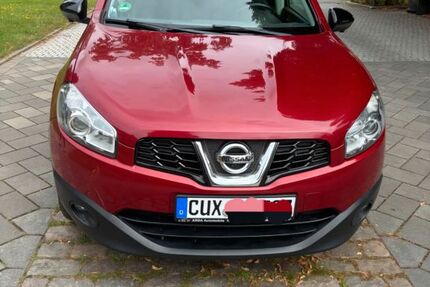 Nissan Qashqai 181.689 km 7.600 &euro; Cuxhaven 27474