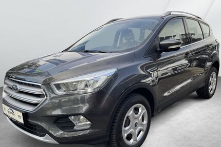 Ford Kuga 42.585 km 14.490 &euro; Cuxhaven 27472