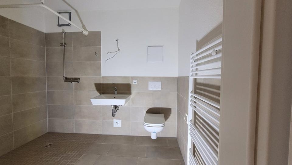 Etagenwohnung Brunsbüttel - 3 Zimmer, 87 m&sup2;, 1.080&euro; | Angebot:26535071