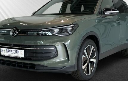 VW Tiguan 7.500 km 44.890 &euro; Marne 25709