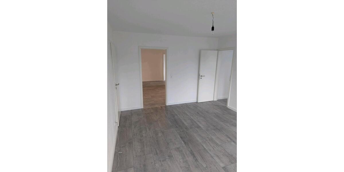 Dachgeschoßwohnung Geestland Bad Bederkesa - 4 Zimmer, 88 m&sup2;, 790&euro; | Angebot:25590478