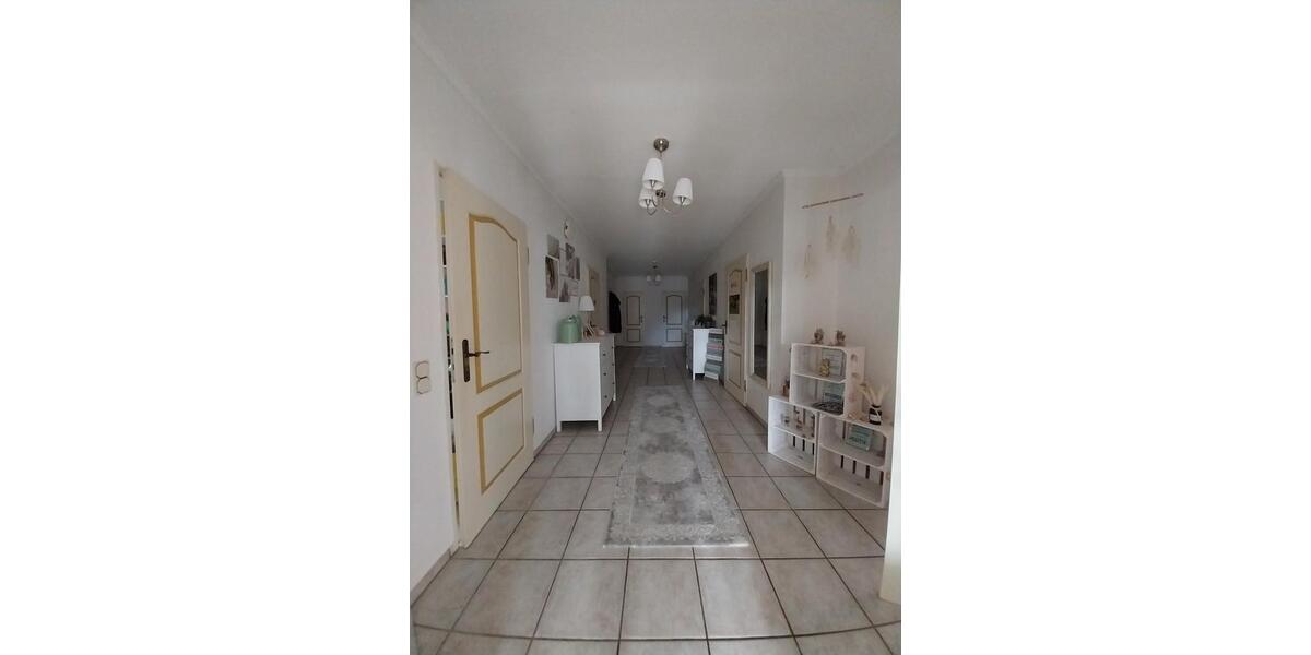 Erdgeschoßwohnung Geestland Bad Bederkesa - 5 Zimmer, 157 m&sup2;, 950&euro; | Angebot:26050338