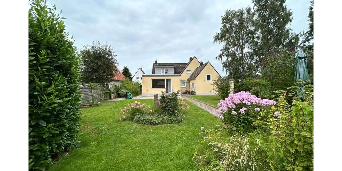 Etagenwohnung Cuxhaven - 3.5 Zimmer, 95 m&sup2;, 950&euro; | Angebot:27178234