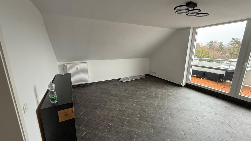 Dachgeschoßwohnung Cuxhaven - 2 Zimmer, 60 m&sup2;, 600&euro; | Angebot:25648565