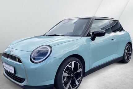 Mini Cooper SE 5.580 km 33.760 &euro; Cuxhaven 27472