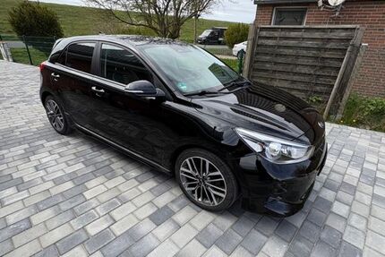 Kia Rio 111.000 km 12.500 &euro; Friedrich 25718