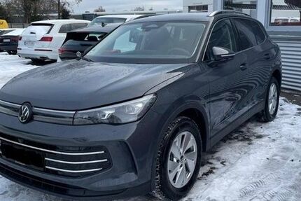 VW Tiguan 2.901 km 44.605 &euro; Cuxhaven 27472