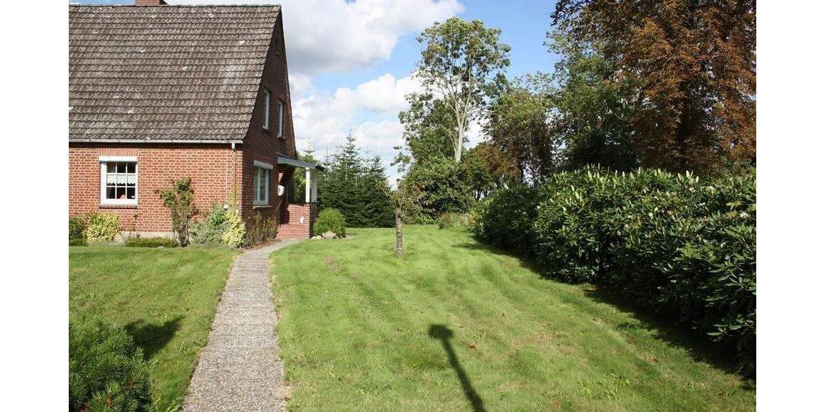 Einfamilienhaus Nordleda - 6 Zimmer, 149 m&sup2;, 249.500&euro; | Angebot:25675845